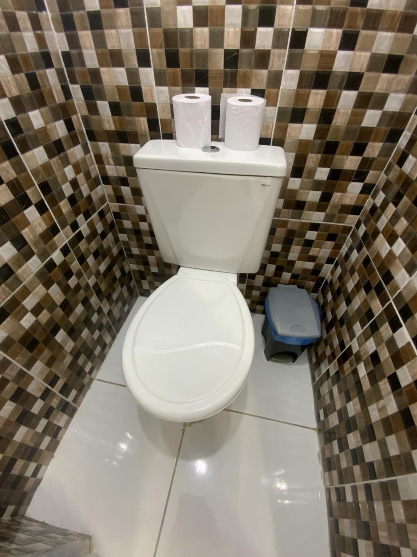 Cama em Dormitório Misto com 8 Camas