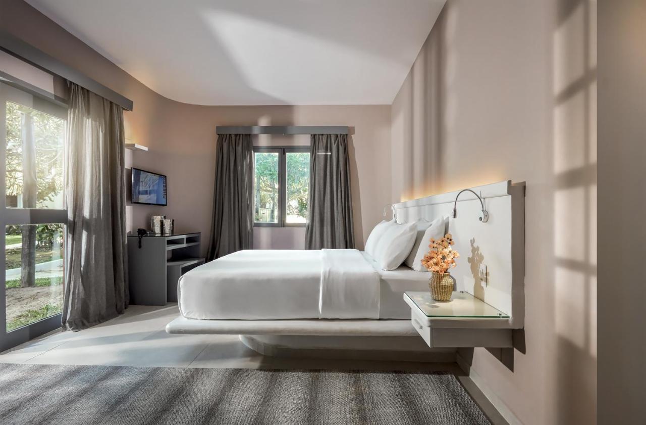 Standard Room,970884448:JPEG